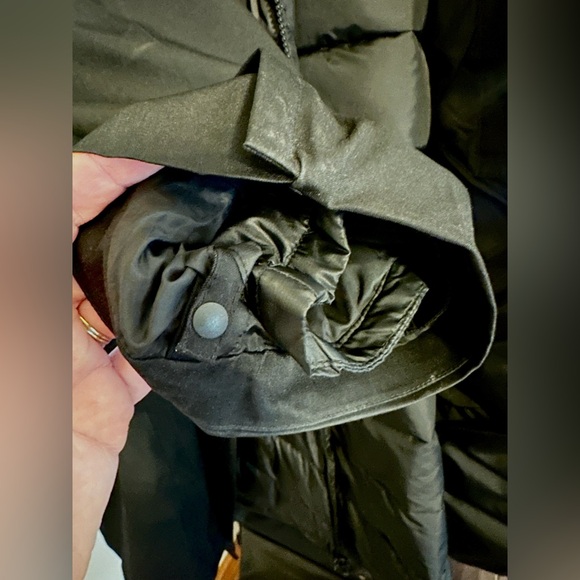 Kirkland Signature Women's 3-in-1 Parka Coat Removable Hood 2x - Picture 9 of 9